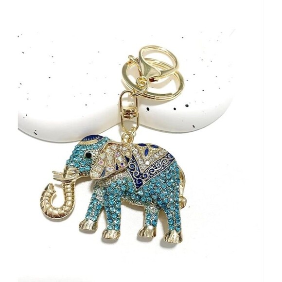 New in box Crystal Rhinestone Studded Jewelry keychain elephant gold plated - Picture 5 of 12